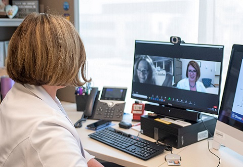 Kimberly Eichhorn, Speech-Language Pathologist at VA Pittsburgh Health Care System, conducts a video appointment with a Veteran enrolled in the GAPS program Kimberly Eichhorn, Speech-Language Pathologist at VA Pittsburgh Health Care System, conducts a video appointment with a Veteran enrolled in the GAPS program